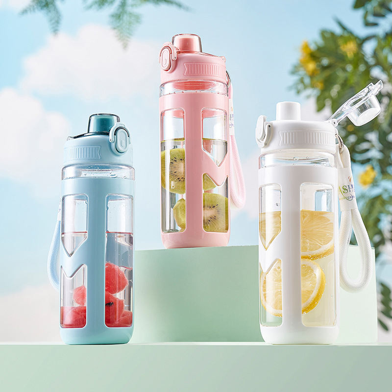 700ml Plastic Water Bottle For Sports With Carrying Strap Water Cup Bounce Cover Portable Leakproof Sports Bottle Fence Cup