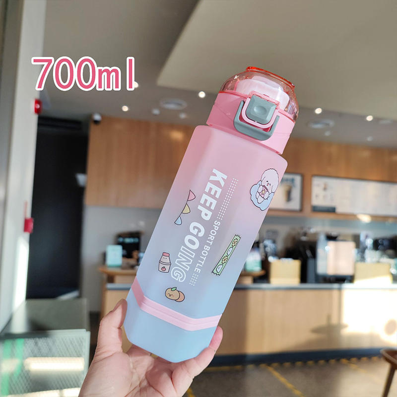 Sport Gradient Water Bottle, Plastic Customized Logo Bpa Free Drinking Bottle with Hidden Lifting Ring Bouncing Lid for Gym