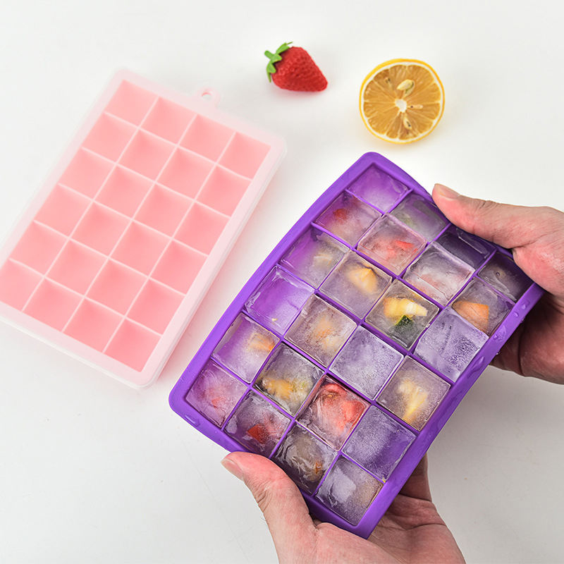 Silicone Ice Tray Family Ice Tray Mold DIY24 Cubic Easy Depressing Ice Tray And PP Lid