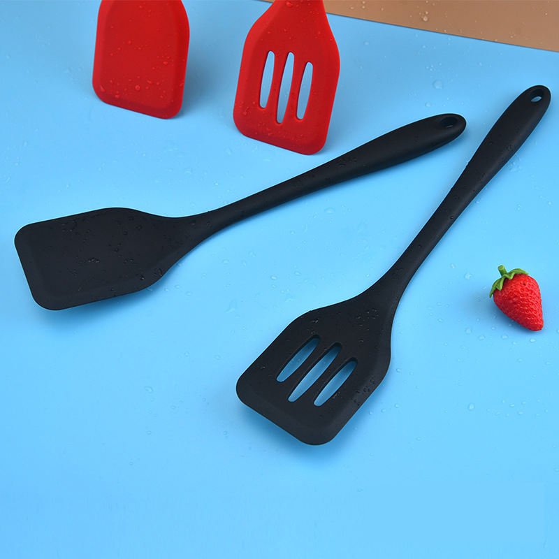 Food-grade Silicone Spatula Non-stick Pan Heat-resistant Kitchen Utensil Stir-fry Slotted Turner Spatula